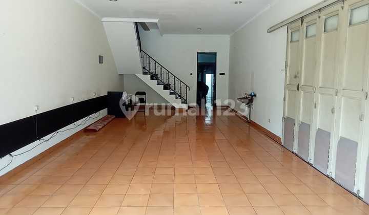 For Rent: 3-Story Shop House Near Noia Studio, Sangkuriang, Central Cimahi For Rent: 3-Story Shop House Near Noia Studio, Sangkuriang, Central Cimahi