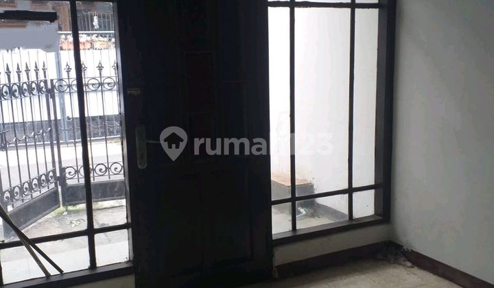 Dijual : Rumah Di Area Sarijadi 1