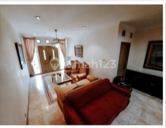 Dijual: 2 Lantai Di Suryalaya Buah Batu