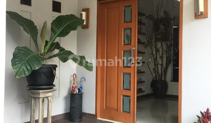 Dijual : Rumah Di Setra Duta Residence Dijual : Rumah Di Setra Duta Residence