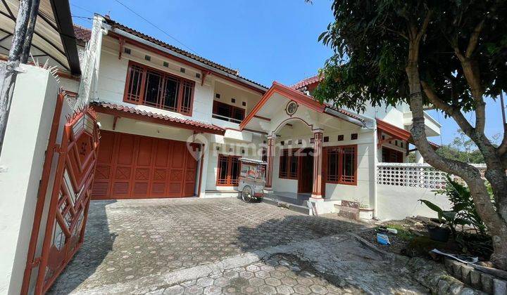 Disewakan/Dijual Rumah 10kmr Di Area Sarijadi 1