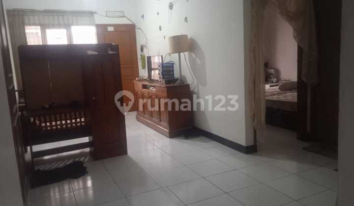 Dijual: Rumah di Taman Cibaduyut Indah, Bandung.