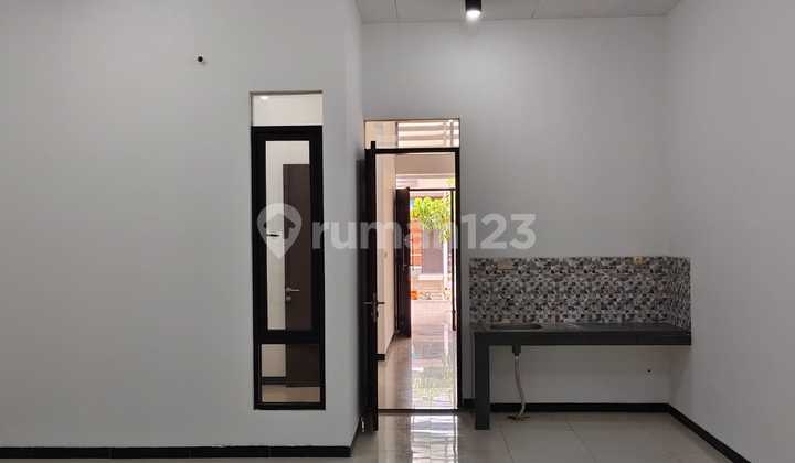 Disewakan Rumah Di T K I 5 Sherwood Disewakan Rumah Di T K I 5 Sherwood