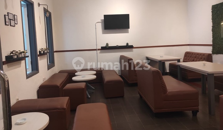 Disewakan: Ruang Usaha Di Sayap Jalan Riau Bandung