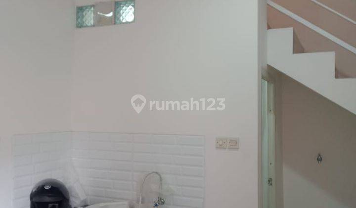 Rumah Minimalis Modern 2 Lantai Akses Dekat Stasiun Rajawali 2