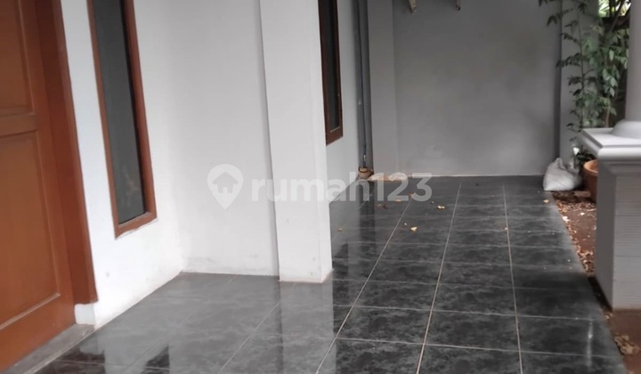 Dijual Rumah Cinere Dekat Lapangan Tenis 2