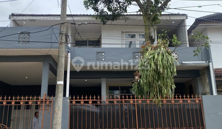 Rent House can be used for Office Near MRT Lebak Bulus