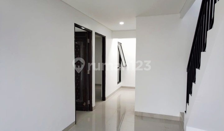 Rumah Baru Reni Jaya Pamulang Siap Huni 2