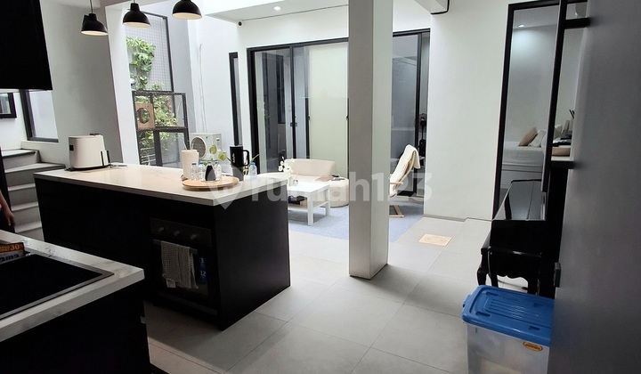 Fully Furnished House in a Very Strategic Location 2