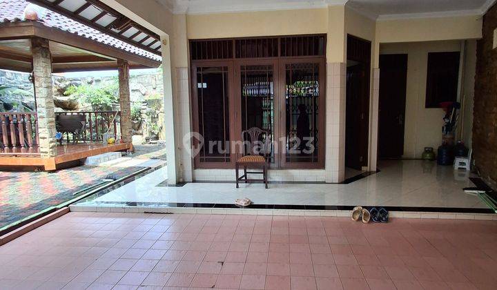 Rumah Terawat Ada Gazebo Bonus Kontrakan 8 Pintu 1