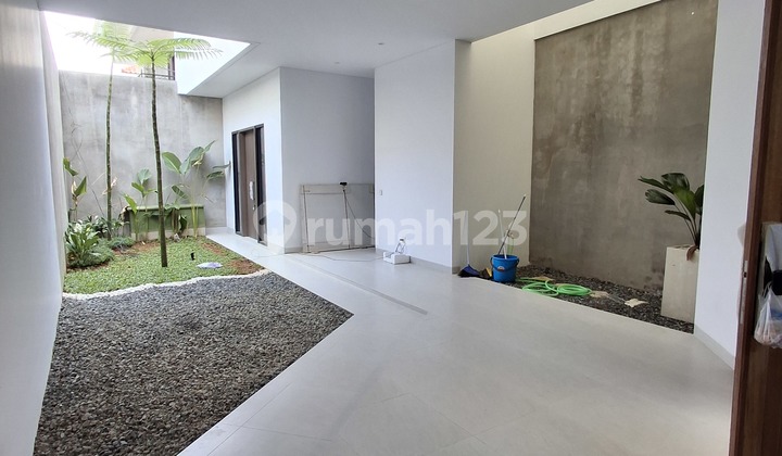 Rumah Baru Kemang Dekat Sekolah Gonzaga 2