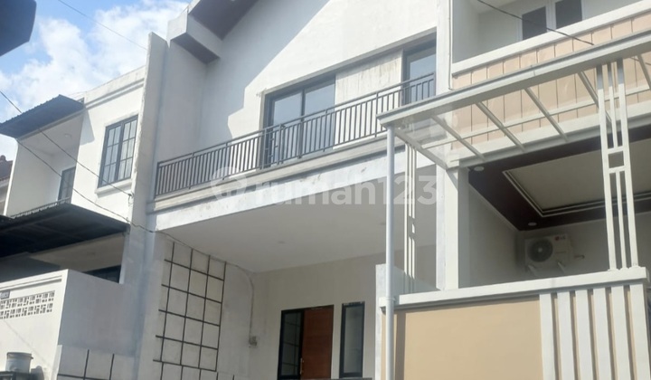 New Limo House Near Toll Gate