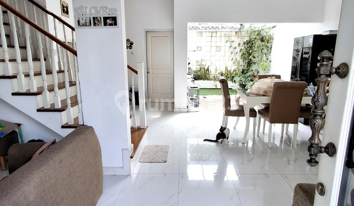 Nice House Near MRT Fatmawati