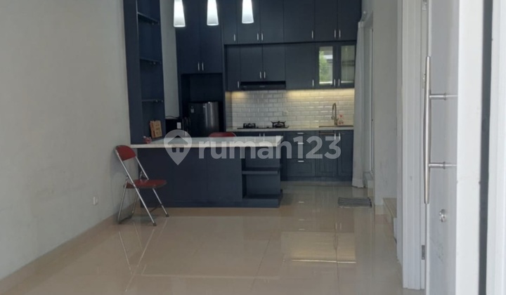 Rumah Synthesis Homes Cirendeu Posisi Hook 2