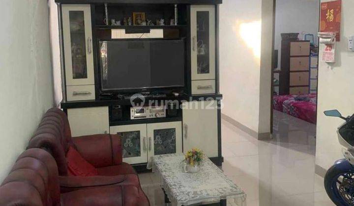 Rumah 4 Kamar Dalam Komplek Dekat Stasiun Depok Baru 2