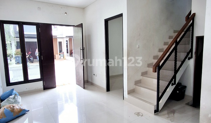 Dijual Murah Rumah Cinere Dekat Pasar Segar