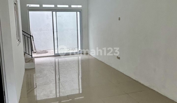 Graha Cinere House Direct Access to Toll Gate 2