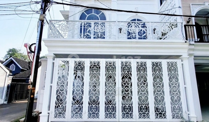 New House in Jagakarsa Near Buni Park