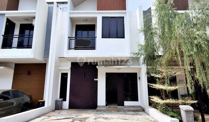 Rumah Dekat Living Plaza Cinere Dalam Cluster 1