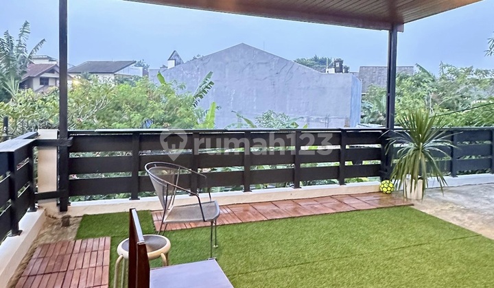 Rumah Cinere Nyaman dan Asri dengan Rooftop