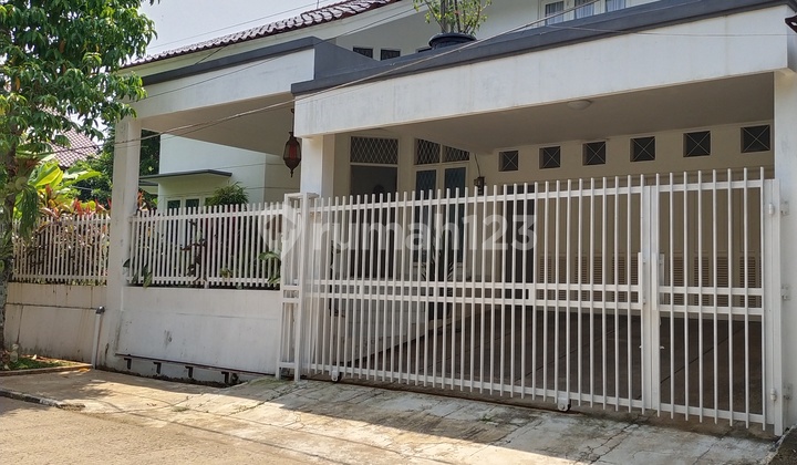 Good House in Cinere for Sale at a Low Price, Hook Position