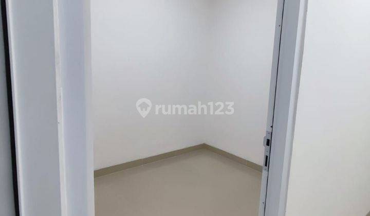 Di  rumah cantik minimalis dekat stadiin jis sunter jakarta utara 2