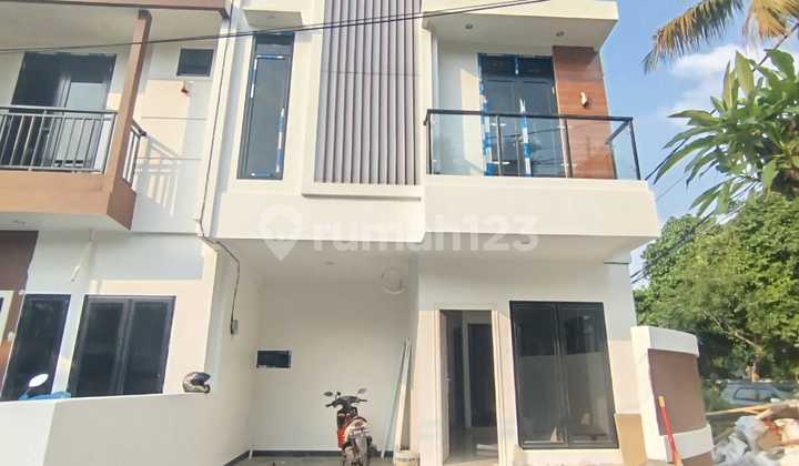 Dijual Rumah Mewah 2 Lantai Jln Ekonomi Sawah Besar Jakarta Pusat