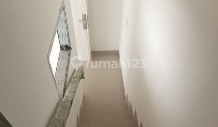 Dijual Rumah Cantik 2 Lantaiminimalisdi.kayumanis Jakarta Timur 2