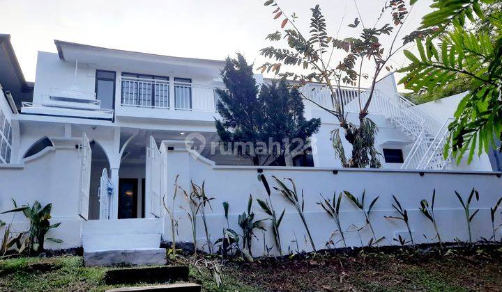 Dijual Rumah Besar Lokasi Jalan Utama Akses Khusus Ke Jogging Track 2