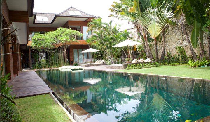 TOP URGENT DI JUAL VILLA LOKASI PETITENGET SEMINYAK KUTA BADUNG
 1