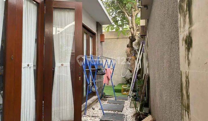 TOP URGENT VILLA FOR SALE TUKAD BADUNG LOCATION RENON SOUTH DENPASAR 
 2