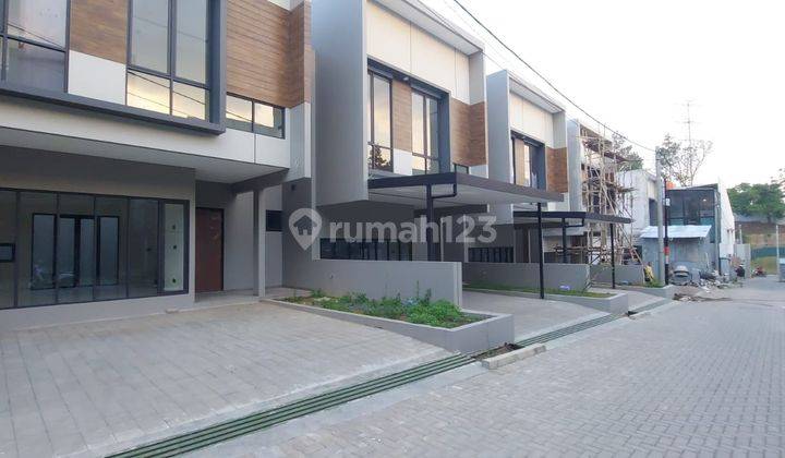 Rumah Baru SHM Cluster Tulip di Pondok Hijau, Bandung 2