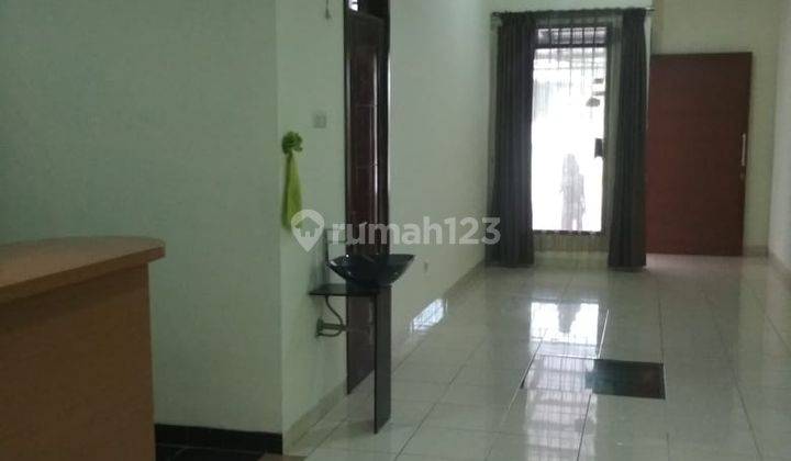 Rumah Bagus Semi Furnished SHM di Mekar Wangi, Bandung 2