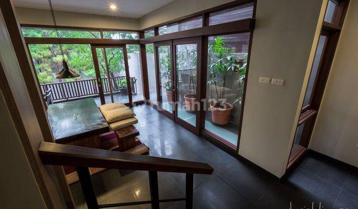 Rumah Lux Mewah Fullyfurnish Setraduta,bandung 2