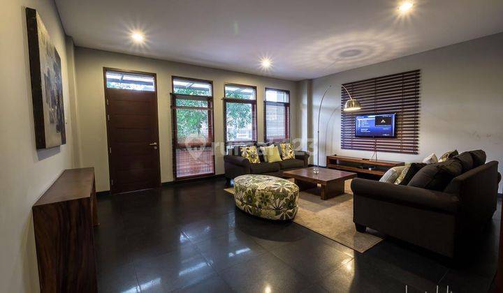 Rumah Lux Mewah Fullyfurnish Setraduta,bandung 2