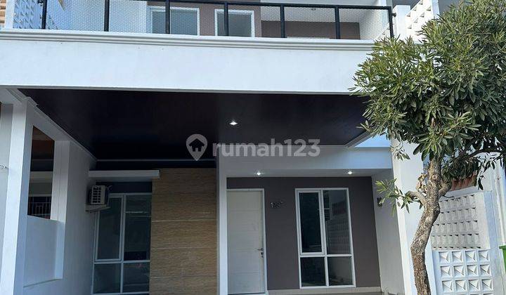 Rumah Minimalis 2 Lantai Baru SHM di Komplek Cheryfield, Bandung 1