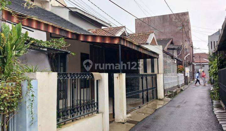 Rumah 2 Lantai Minimalis Strategis SHM di Moch Toha, Bandung 2