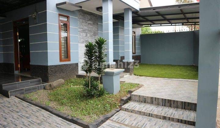 Rumah Asri Terawat SHM Fullfurnished View Indah di Lembang 1