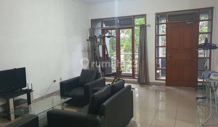 Dijual Rumah Klasik 2 Lantai di Batununggal, Kota Bandung 1