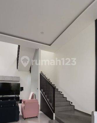 Dijual Rumah Bagus 3 Lantai Furnished di Bandung Utara, Bandung 2