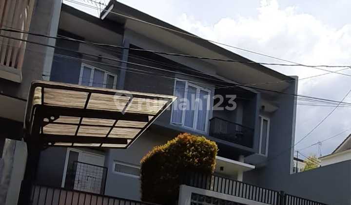For Sale Comfortable and Cool House in Ligar Cigadung Dago Complex 2
