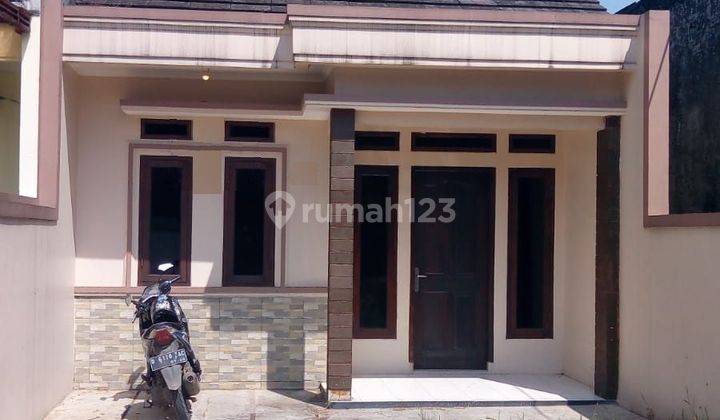 Rumah terawat murah 1 lantai tanah luas-AG 1