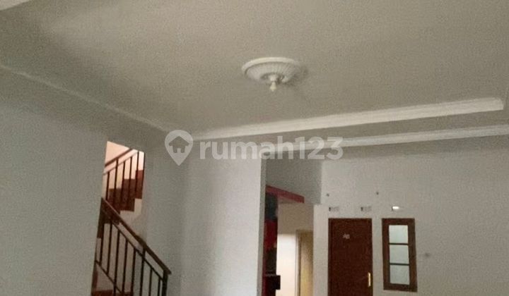 For Rent, Ready to Occupy House in Setra Dago Antapani Complex, Bandung
