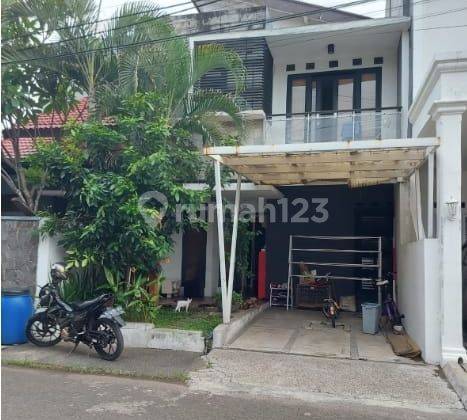 Rumah Murah Bagus Di Pinus Regency Semi Furnished, Bandung - Yd 1