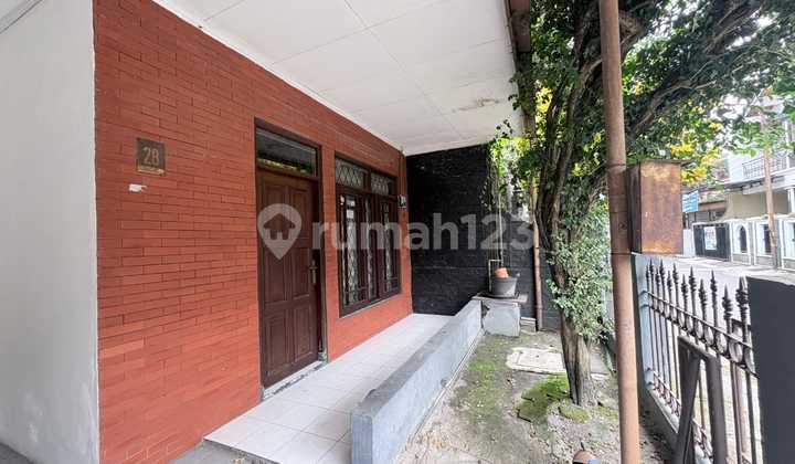 Sewa Rumah Antapani Lingkungan Nyaman dan Asri Akses Jalan Leluasa Sewa Rumah Antapani Lingkungan Nyaman dan Asri Akses Jalan Leluasa