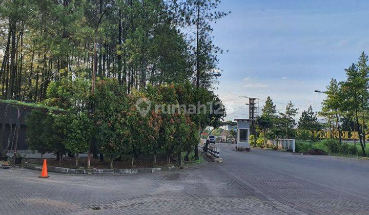 Rumah Murah Bagus Di Pinus Regency Semi Furnished, Bandung - Yd 2