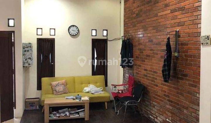 MURAH 2 Unit Rumah 2 Lantai Minimalis Dalam 1 Hamparan SHM Bagus di cisaranten arcamanik bandung (AH) 2