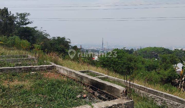 Tanah Nyaman Dan Asri Dengan View Kota Bandung di Jalan Cigorowong, Bandung SHM 180 m² 2