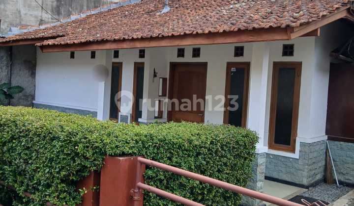 Disewakan Rumah Luas Nyaman Di Ligar Cigadung Dago Bandung Disewakan Rumah Luas Nyaman Di Ligar Cigadung Dago Bandung