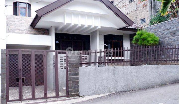 Rumah Bagus Siap Huni Di komplek Hegarmanah Bandung Utara 1